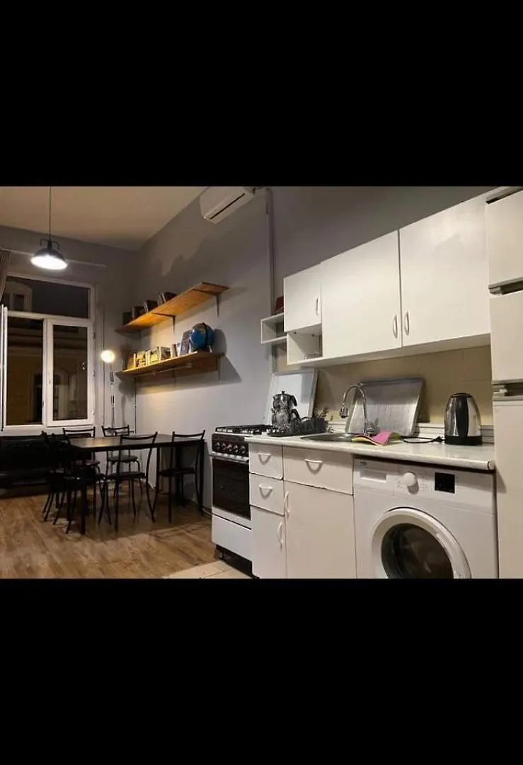 Hostel The Moon Tbilisi